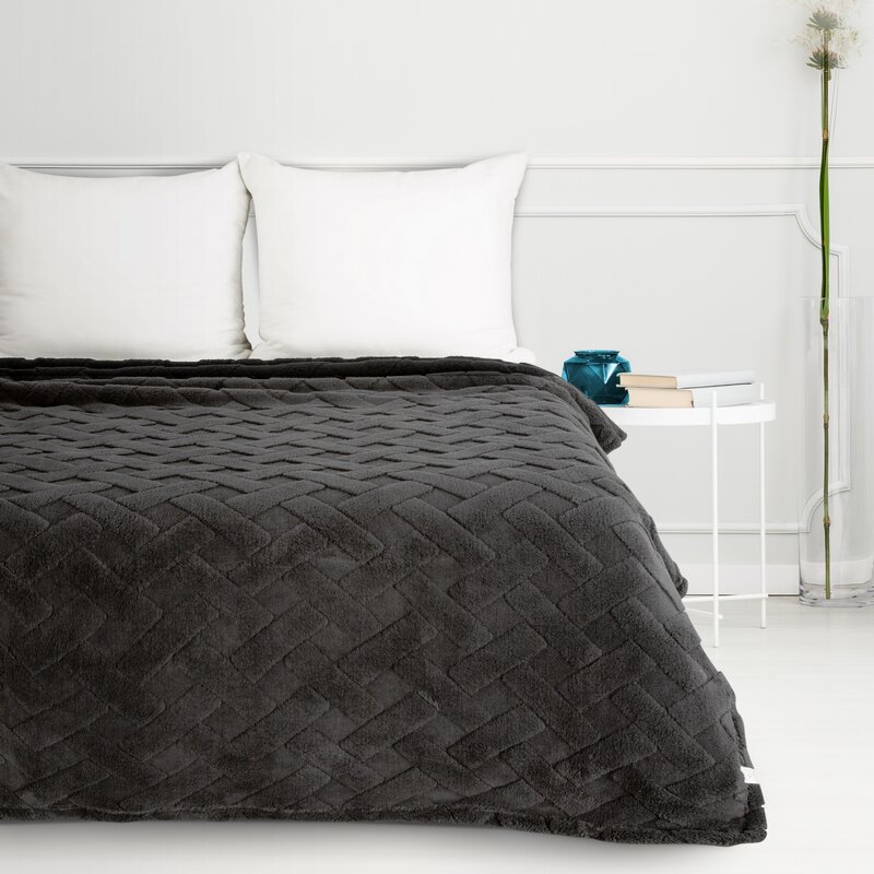 NDOkLUd?size=1600&mt=X8StBtH3PV84EyV