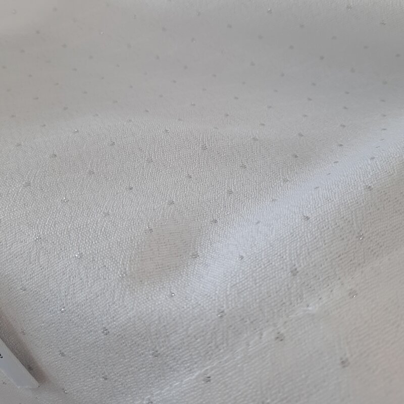 gKGo2sl?size=1600&mt=X8StBtH3PV84EyV