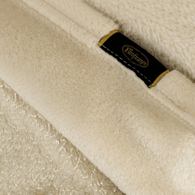 p9JNrHl?size=1600&mt=X8StBtH3PV84EyV